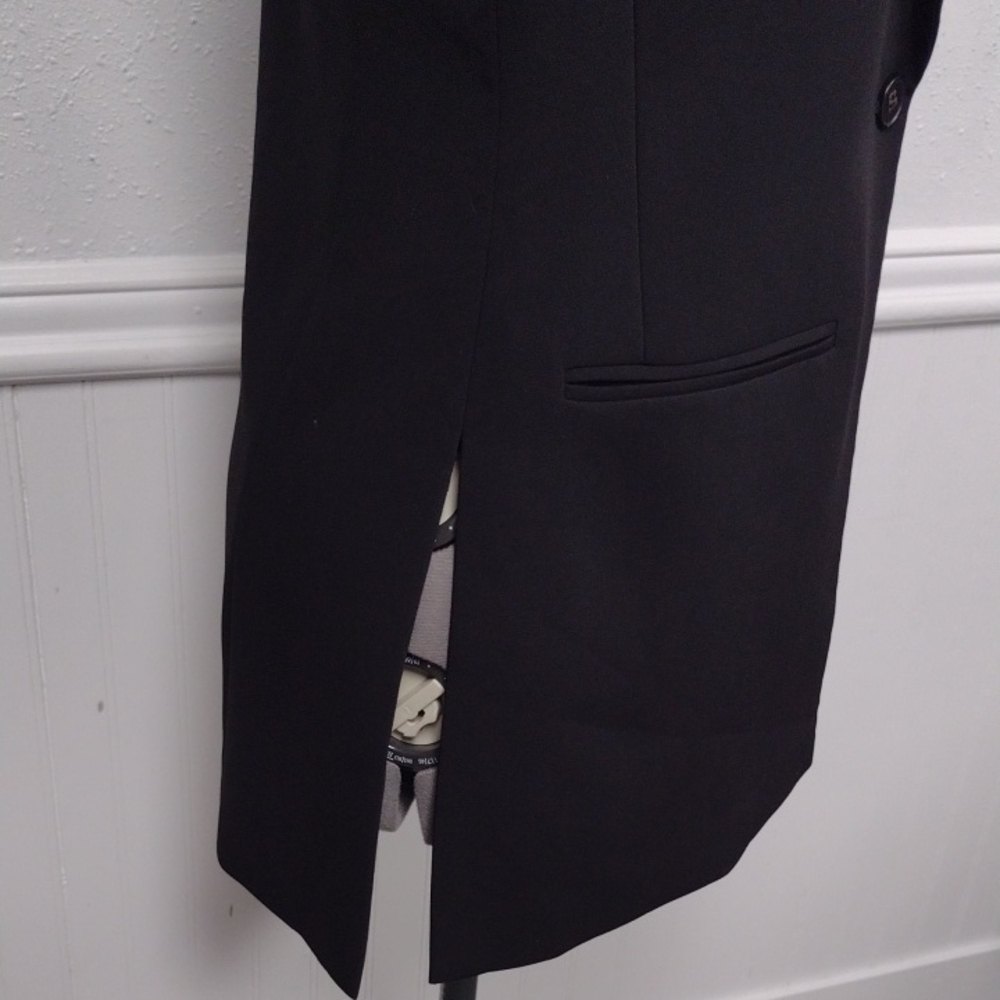 CHARLIE B Black Sleeveless Vest Chic,Feminine. - Picture 5 of 16